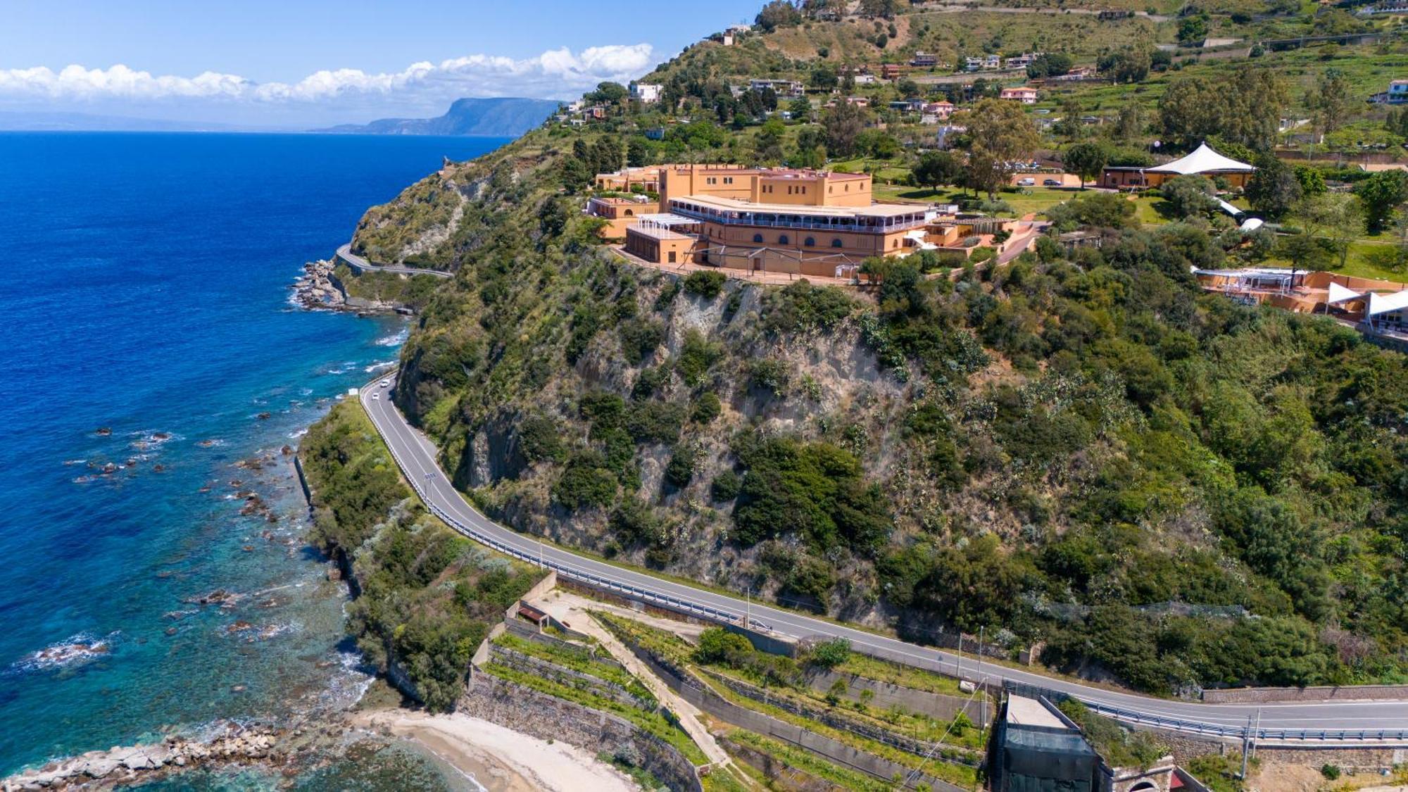 Altafiumara Resort & Spa Villa San Giovanni Extérieur photo